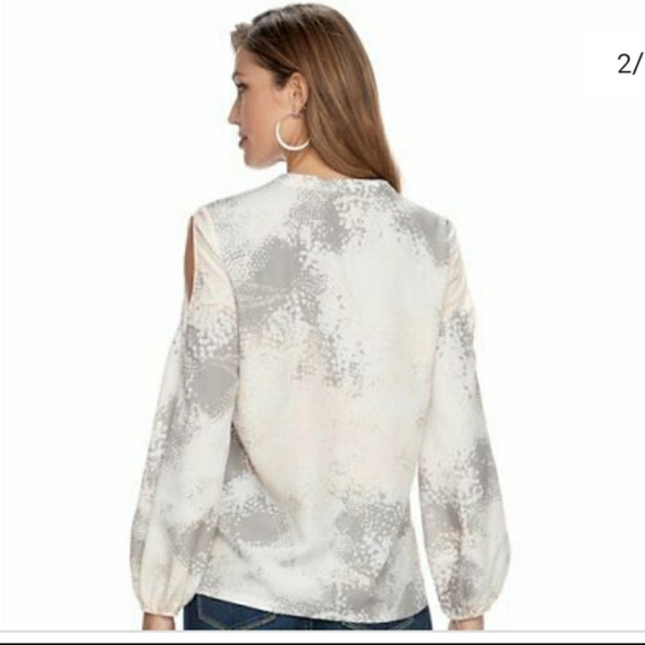 Juicy couture cold shoulder notch neck top - Picture 5 of 8